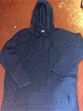 Women’s 1X Long Sleeved Hooded Sweatshirt Falls Creek